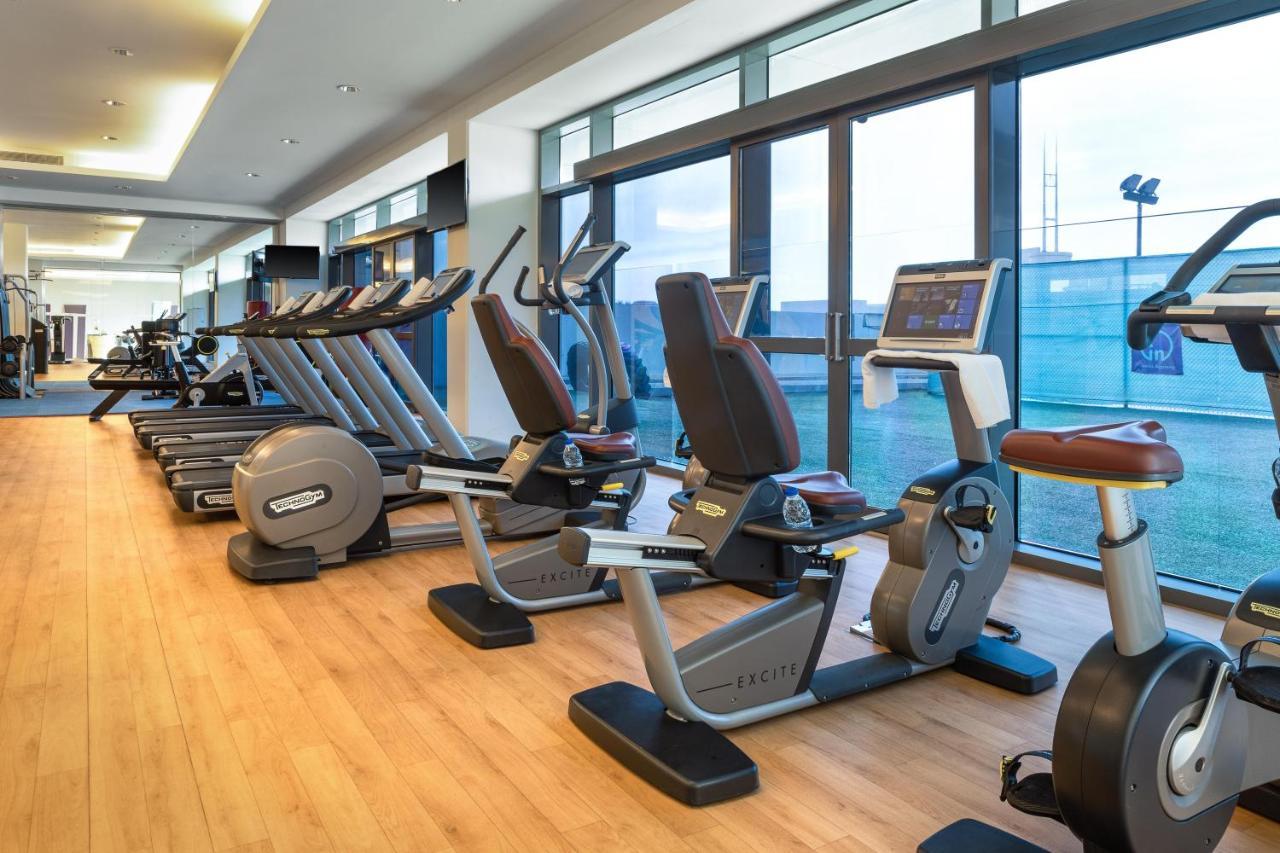 Crowne Plaza Riyadh - Rdc Hotel & Convention By Ihg Extérieur photo The gym at the hotel