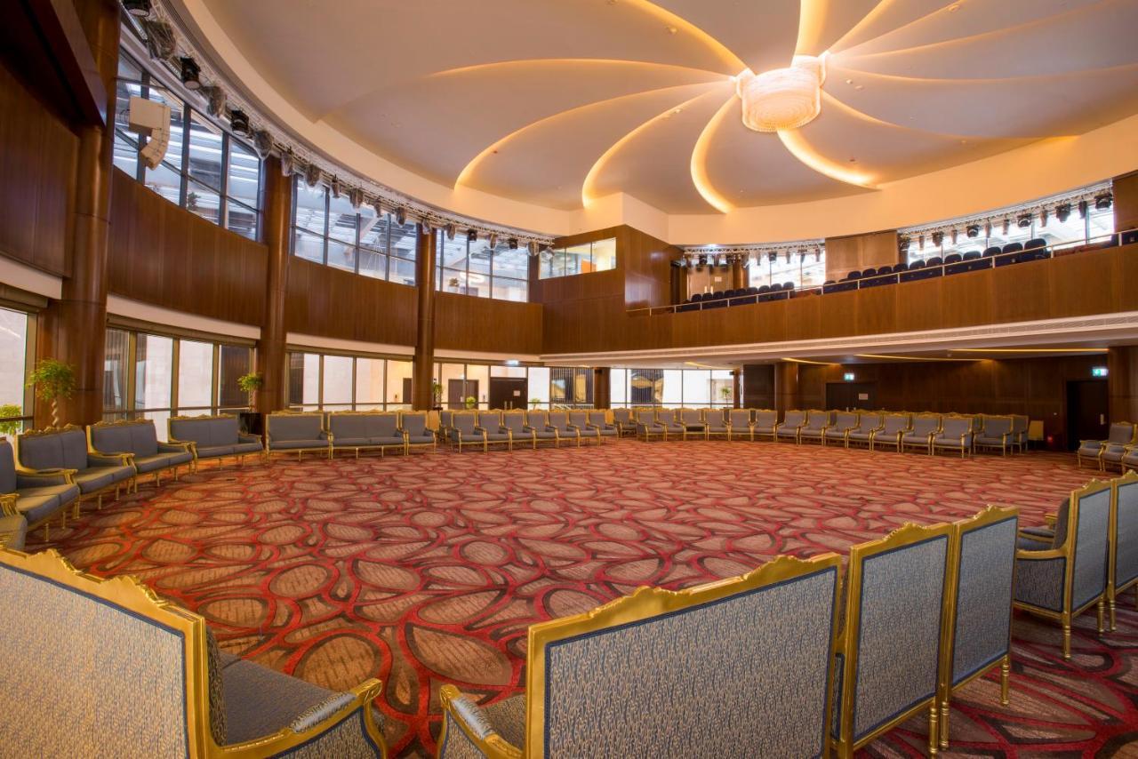 Crowne Plaza Riyadh - Rdc Hotel & Convention By Ihg Extérieur photo The Grand Ballroom