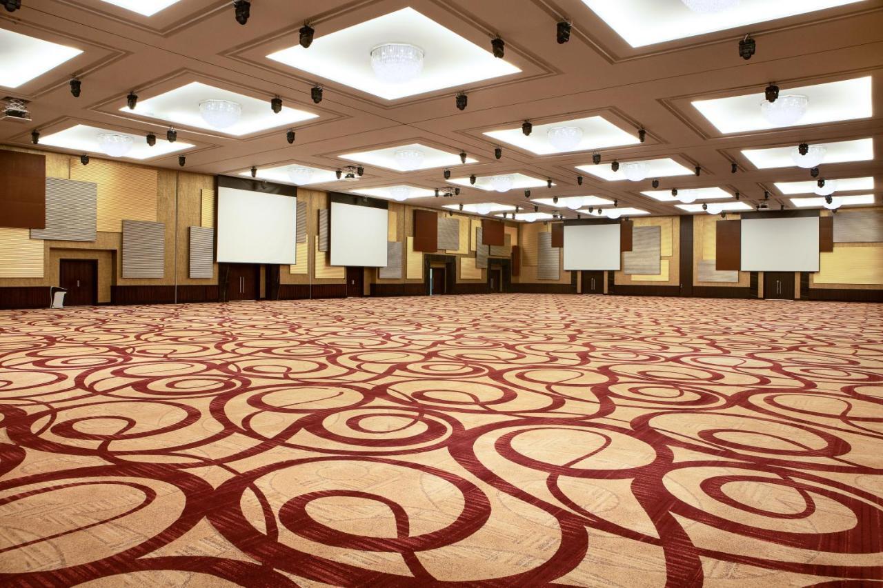 Crowne Plaza Riyadh - Rdc Hotel & Convention By Ihg Extérieur photo The Grand Ballroom