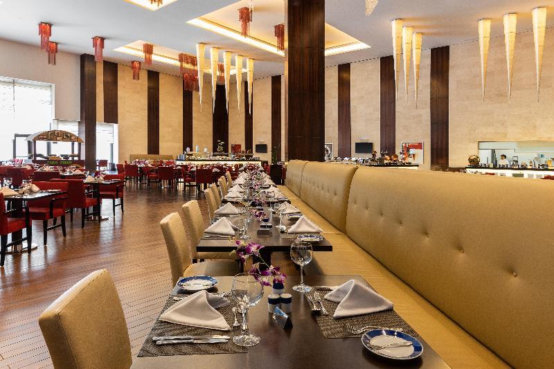 Crowne Plaza Riyadh - Rdc Hotel & Convention By Ihg Extérieur photo The restaurant