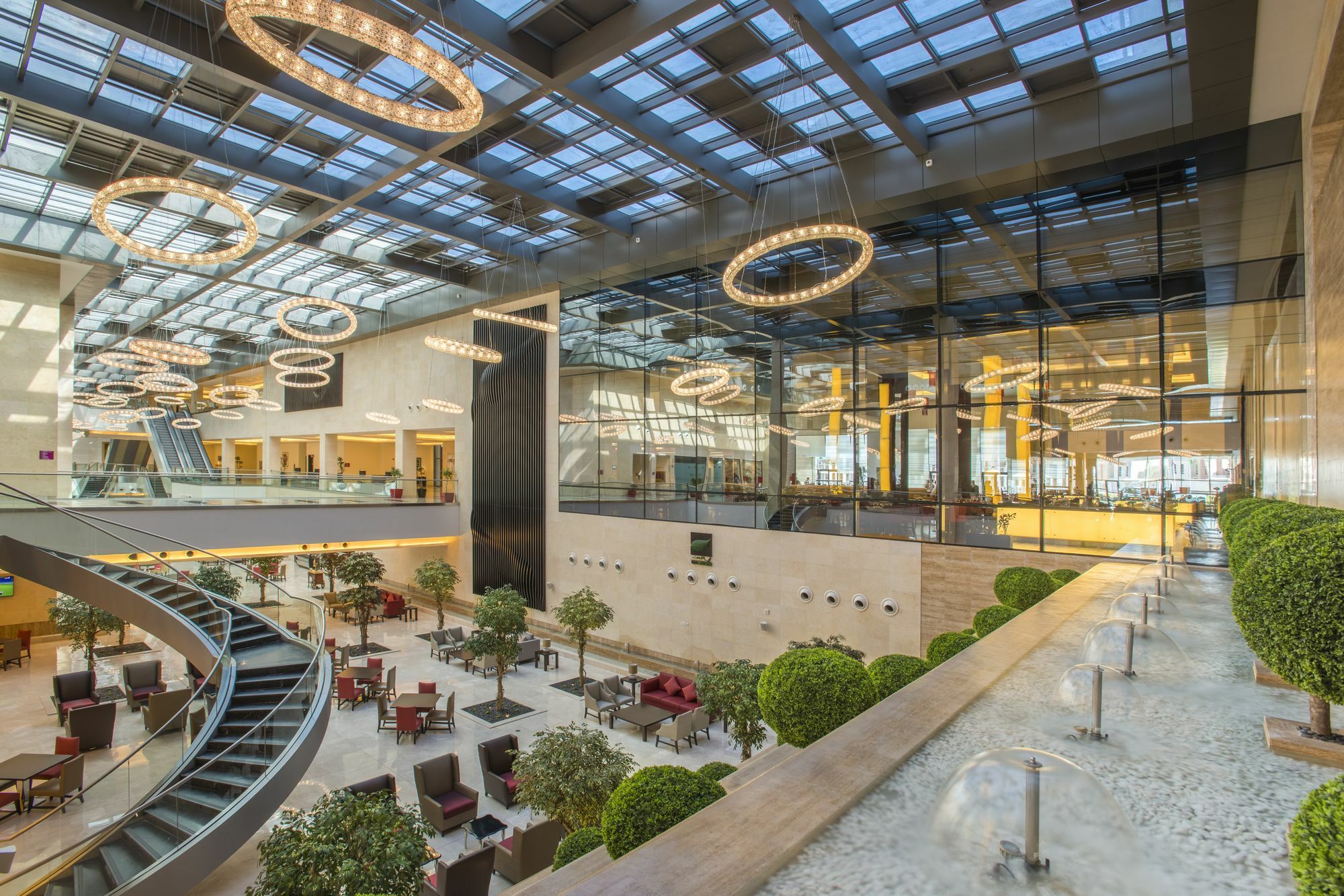 Crowne Plaza Riyadh - Rdc Hotel & Convention By Ihg Extérieur photo The lobby of the hotel